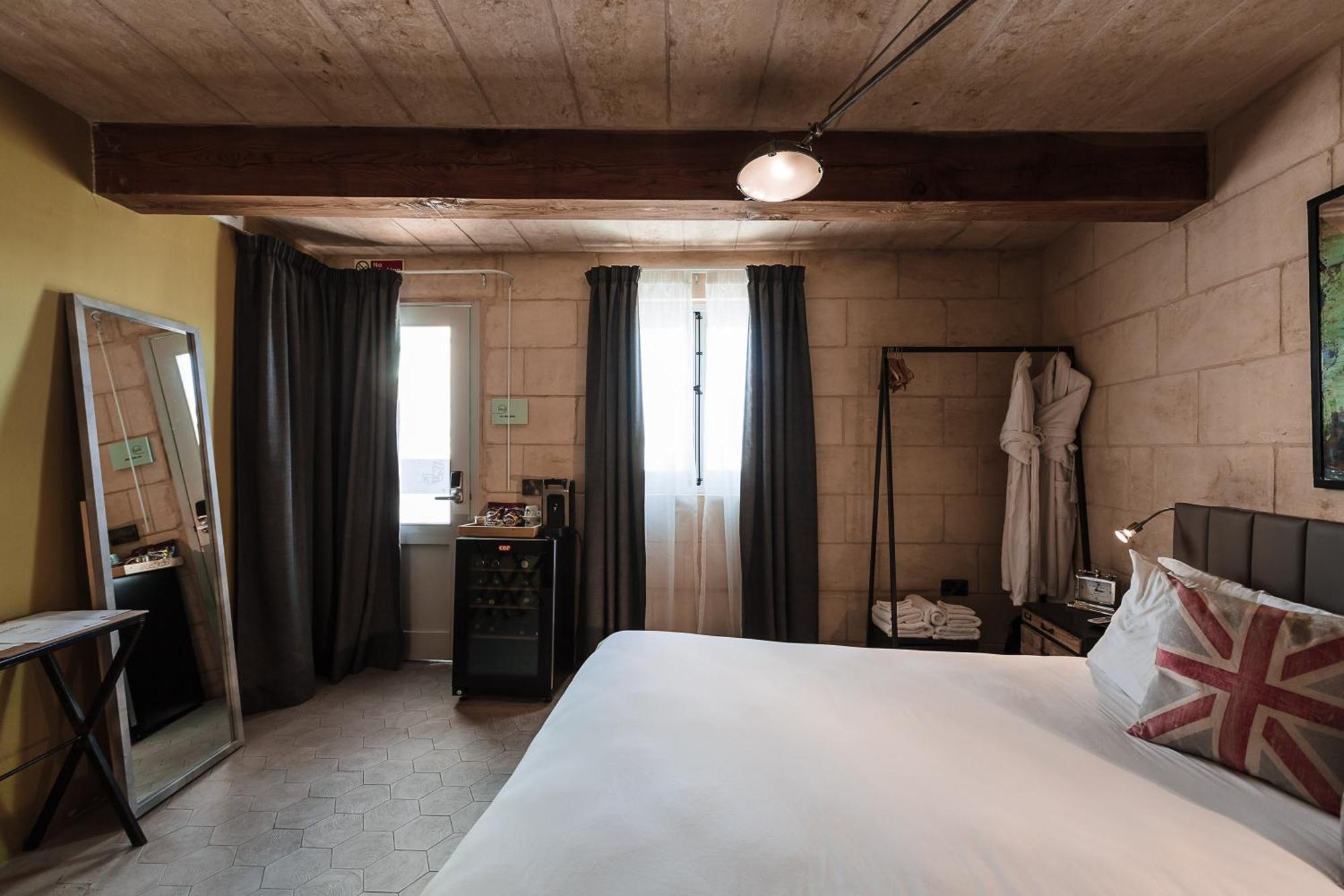 Gudja Talbot & Bons Bed & Breakfast מראה חיצוני תמונה